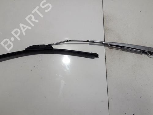front-windshield-wiper-arm-hyundai-elantra-iii-xd-2000-2001-2002-2003-2004-2005-2006-33521957 main image