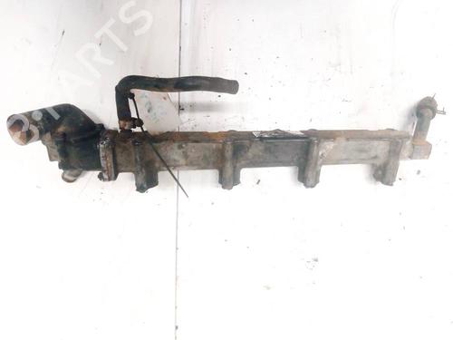 Used Thermostat housing Thermostat housing CHRYSLER VOYAGER / GRAND VOYAGER III (GS_, NS_) 2.5 TD (116 hp) 35330439 35330439