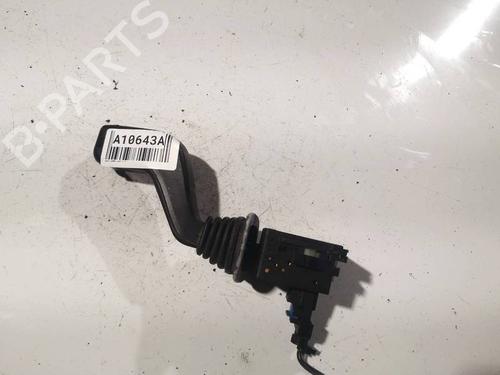 Used Warning switch Warning switch NISSAN ALMERA II Hatchback (N16) 2.2 Di (110 hp) 34972779 34972779