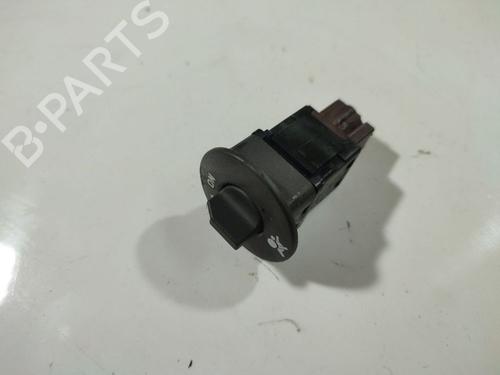Used Switch RENAULT ESPACE IV (JK0/1_) 2.2 dCi (JK0H) (150 hp) 32553958