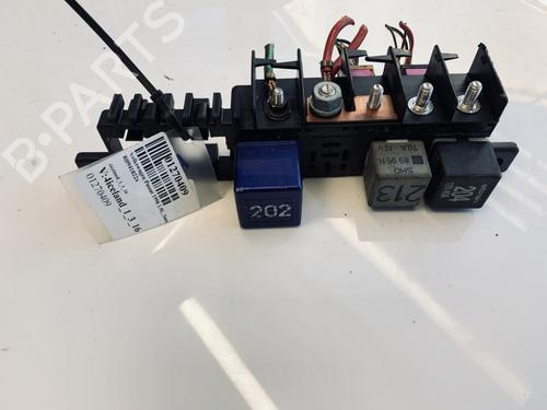 fuse-box-vw-passat-b5-variant-3b5-1997-1998-1999-2000-2001-33089268 main image