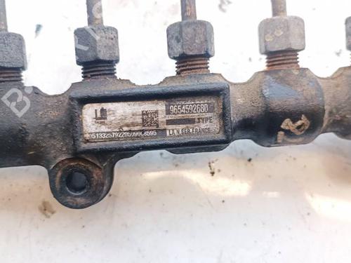 Injection rail MAZDA 3 (BK) 1.6 DI Turbo | BP35385049M98 - Image 3