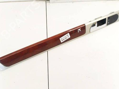 Used Front left interior door handle Front left interior door handle VW TOUAREG (7LA, 7L6, 7L7) 3.0 V6 TDI (225 hp) 36584399 36584399