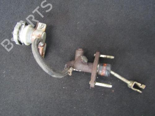 Used Clutch slave cylinder Clutch slave cylinder HONDA ACCORD V (CC, CD) 2.0 i S (CD4) (131 hp) 35663270 35663270