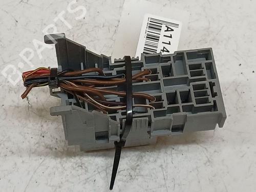 Fuse box OPEL MERIVA A MPV (X03) 1.6 16V (E75) | BP37085121E1 - Image 3