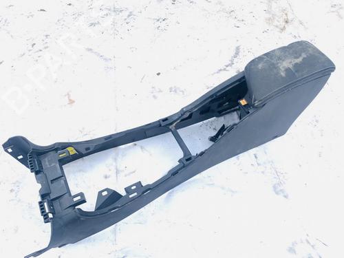 Used Armrest / Center console Armrest / Center console RENAULT LAGUNA III (BT0/1) 2.0 16V (BT05, BT0F, BT0W) (140 hp) 35540319 35540319