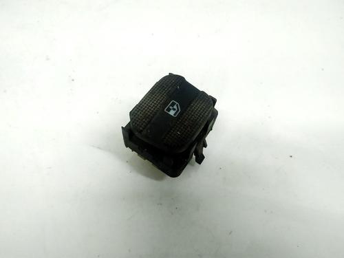 Used Switch Switch VW PASSAT B3/B4 Variant (3A5, 35I) 1.9 TDI (90 hp) 32894118 32894118