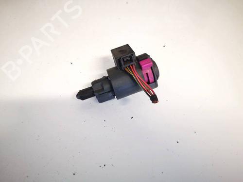Used Electronic module Electronic module VW PHAETON (3D1, 3D2, 3D3, 3D4, 3D6, 3D7, 3D8, 3D9) 3.2 V6 (241 hp) 35205788 35205788
