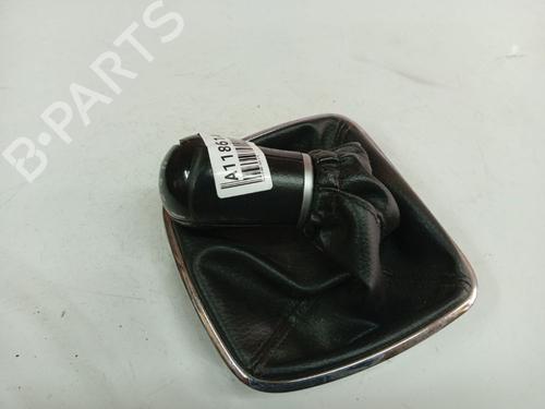 Used Shift knob Shift knob FORD S-MAX (WA6) 2.0 Flexifuel (145 hp) 40244598 40244598