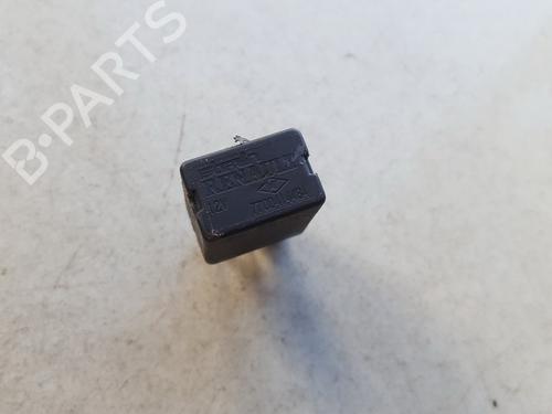 other-renault-laguna-ii-bg01_-2001-2002-2003-2004-2005-2006-2007-33517129 main image