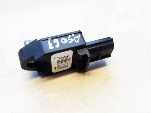 Used Electronic module Electronic module LEXUS IS II (_E2_) 220d (ALE20) (177 hp) 33106536 33106536