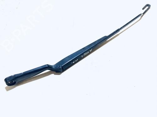 Used Front windshield wiper arm Front windshield wiper arm VW BORA I (1J2) 1.9 TDI (90 hp) 33105395 33105395