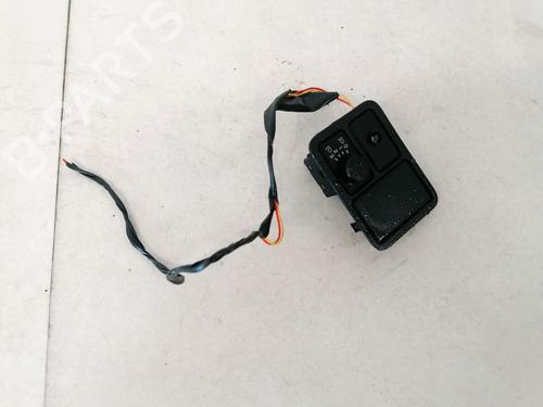 switch-nissan-almera-ii-hatchback-n16-2000-35505688 main image