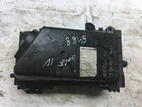 Used Air filter box Air filter box VW GOLF IV (1J1) 1.9 TDI (110 hp) 35870650 35870650