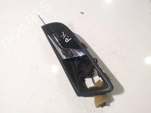Used Front left interior door handle Front left interior door handle 38041929 38041929