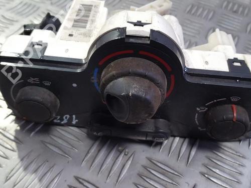 Used Climate control Climate control RENAULT MEGANE II (BM0/1_, CM0/1_) 1.4 16V (82 hp) 35672152 35672152