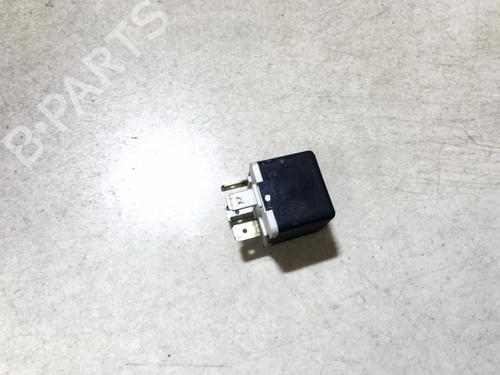 Electronic sensor OPEL ZAFIRA A MPV (T98) 2.2 DTI 16V (F75) | BP33071645M84 - Image 3