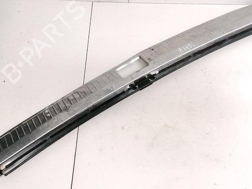 Estribo Estribo MERCEDES-BENZ C-CLASS (W203) C 270 CDI (203.016) (170 hp) 35566282 35566282