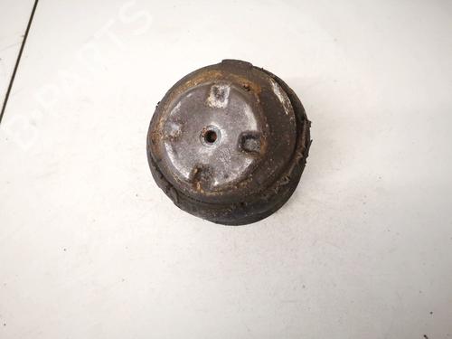 Used Engine mount Engine mount MERCEDES-BENZ C-CLASS (W203) C 220 CDI (203.006, 203.008) (143 hp) 32897263 32897263