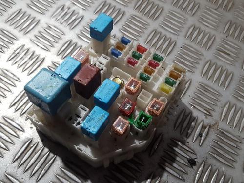 fuse-box-toyota-rav-4-ii-_a2_-2000-2001-2002-2003-2004-2005-33499726 main image