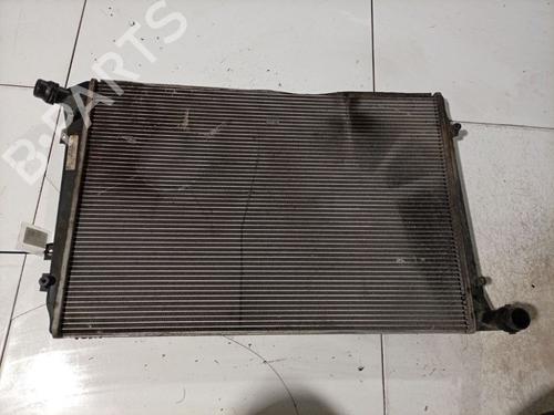 Used Water radiator Water radiator VW PASSAT B6 (3C2) 2.0 TDI (140 hp) 34762759 34762759