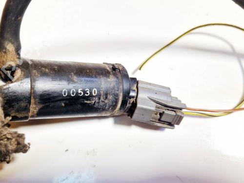 Washer pump SUBARU FORESTER (SH_) 2.0 D AWD (SHH, SHD, SHN) | BP35015202E24 - Image 3