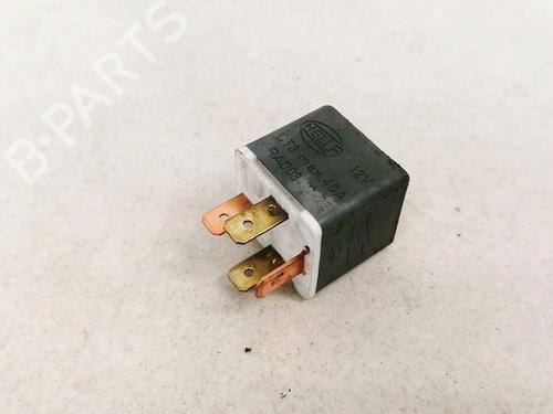 Used Electronic sensor Electronic sensor VW PASSAT B3/B4 Variant (3A5, 35I) 1.9 TDI (110 hp) 33081552 33081552