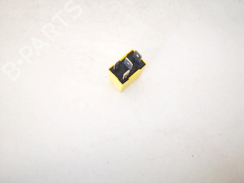 Electronic sensor OPEL ZAFIRA A MPV (T98) 2.0 DTI 16V (F75) | BP33073596M84 - Image 2