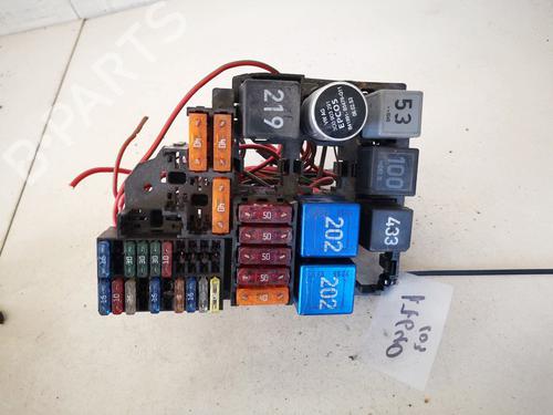 fuse-box-vw-phaeton-3d1-3d2-3d3-3d4-3d6-3d7-3d8-3d9-2002-2003-2004-2005-2006-2007-2008-2009-2010-2011-2012-2013-2014-2015-2016-32907165 main image