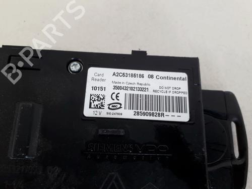 Card reader RENAULT MEGANE III Hatchback (BZ0/1_, B3_) 1.6 16V (BZ0H) | BP35597214E4 - Image 3
