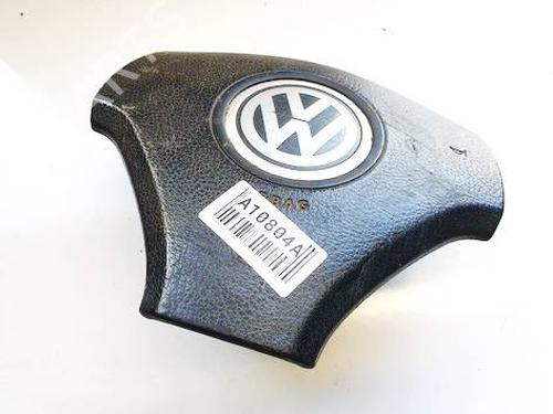 Used Driver airbag VW BORA I (1J2) 1.9 TDI (101 hp) 32554739