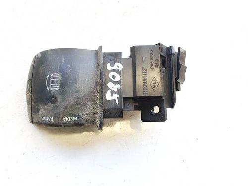 Used Steering wheel controls Steering wheel controls 35075895 35075895