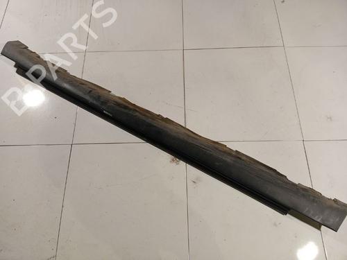 Højre sidekjole Højre sidekjole CITROËN C5 III (RD_) 2.0 16V BioFlex (RDRFJF) (140 hp) 36657912 36657912