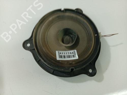 speaker-nissan-primera-hatchback-p12-2002-32769502 main image