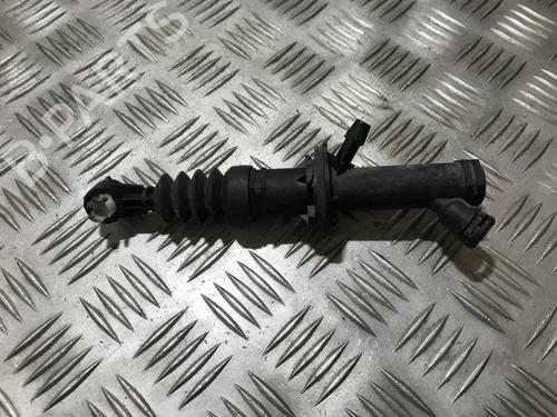 Used Clutch slave cylinder Clutch slave cylinder RENAULT CLIO III (BR0/1, CR0/1) 1.4 16V (98 hp) 35692526 35692526