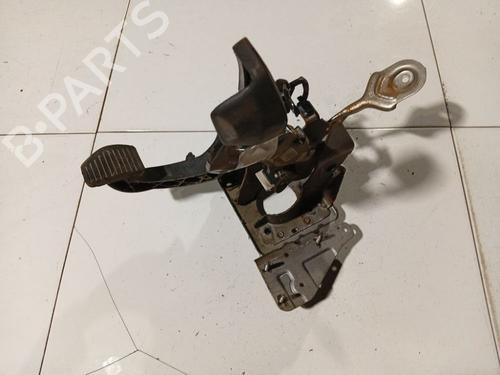 Used Pedal Pedal PEUGEOT 308 SW I (4E_, 4H_) 1.6 HDi (90 hp) 34909436 34909436