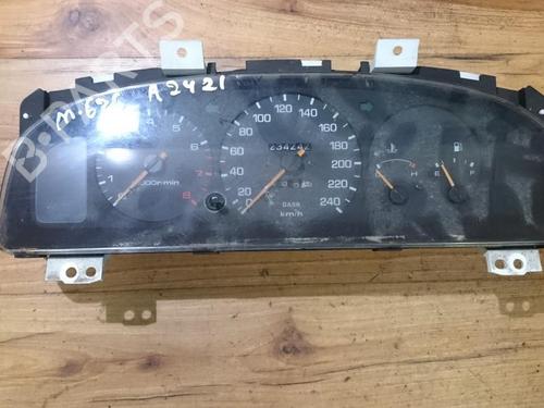 Used Instrument cluster Instrument cluster MAZDA 626 IV Hatchback (GE) 2.0 i (GE10S1) (115 hp) 35652872 35652872