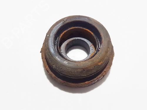 Used Engine mount Engine mount TOYOTA AVENSIS (_T25_) 2.0 D-4D (CDT250_, CDT250R) (116 hp) 33093599 33093599