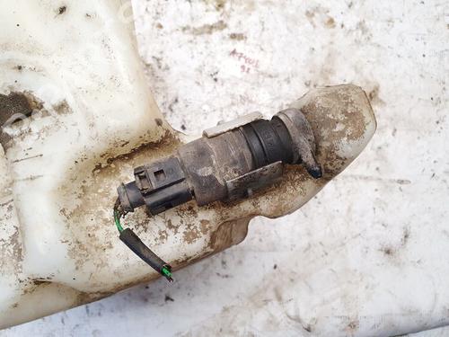 Washer pump VW PASSAT B5.5 (3B3) 1.9 TDI | BP35487938E24 - Image 2