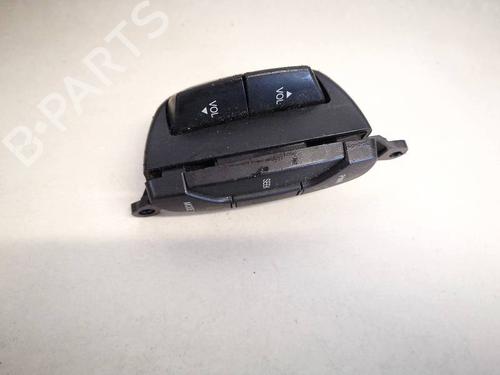 steering-wheel-controls-chevrolet-captiva-c100-c140-2006-35341237 main image