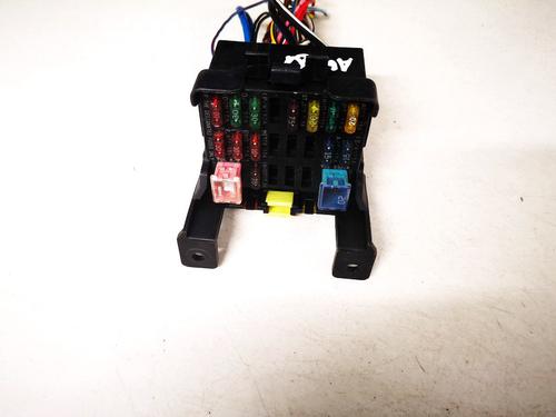 fuse-box-mazda-premacy-cp-1999-2000-2001-2002-2003-2004-2005-33088711 main image