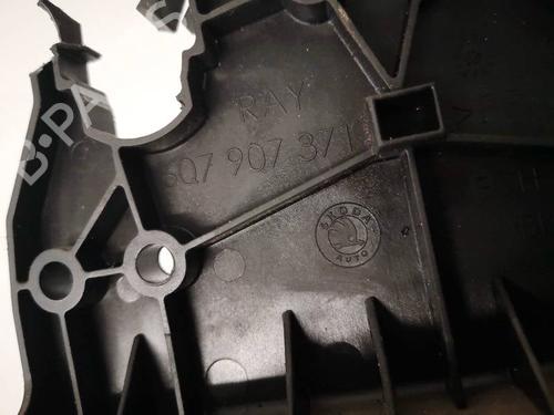 Fuse box SKODA ROOMSTER (5J7) 1.4 TDI | BP32532077E1