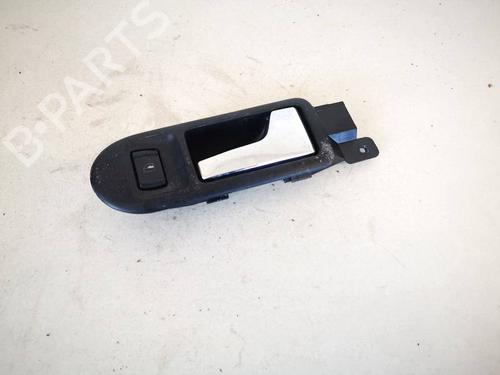 Used Front right interior door handle Front right interior door handle VW GOLF IV (1J1) 1.9 TDI (90 hp) 35258539 35258539