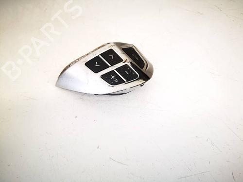 Used Steering wheel controls Steering wheel controls 35016448 35016448