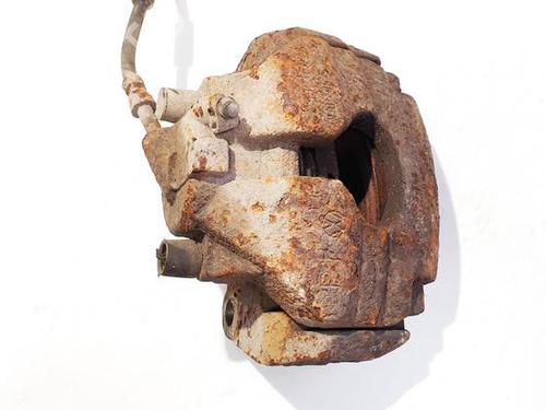 Used Left front brake caliper Left front brake caliper VW TRANSPORTER T5 Van (7HA, 7HH, 7EA, 7EH) 1.9 TDI (102 hp) 35379380 35379380