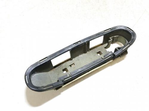front-left-exterior-door-handle-audi-a6-c5-4b2-4b4-1997-1998-1999-2000-2001-2002-2003-2004-2005-35859362 main image