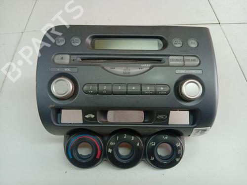 Used Radio Radio HONDA JAZZ II (GD_, GE3, GE2) 1.4 iDSI (GE3, GD1) (83 hp) 39757802 39757802