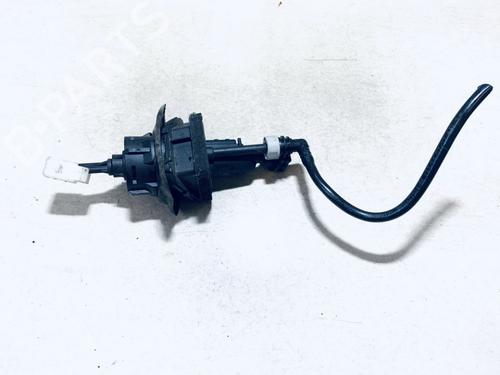 Used Clutch slave cylinder Clutch slave cylinder FORD FOCUS II (DA_, HCP, DP) 1.6 (100 hp) 35643298 35643298