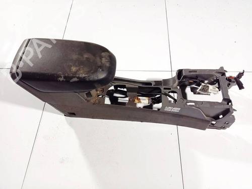 Used Armrest / Center console Armrest / Center console 35142172 35142172