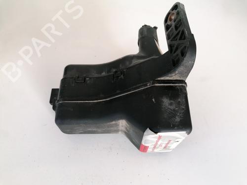 Used Fuse box Fuse box TOYOTA AVENSIS (_T25_) 2.0 D-4D (CDT250_, CDT250R) (116 hp) 32882103 32882103